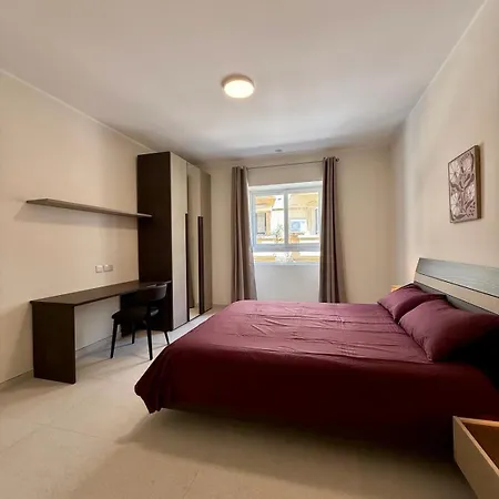 Spacious 3br& 3bathroom Near The 公寓 *